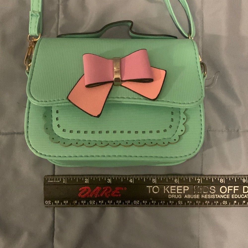 Purse - Picture 3 of 3